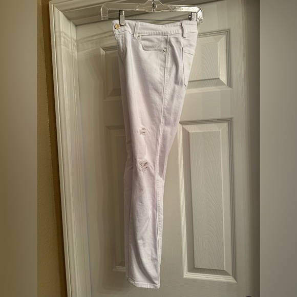 White House Black Market Distressed Skinny Jeans - Picture 9 of 11